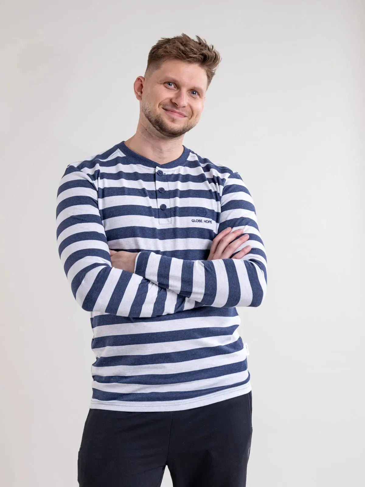 KUNTTA paita, navy-valkoraidallinen Globe Hope
